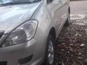 Cần bán Toyota Innova sản xuất 2006, màu bạc, giá tốt