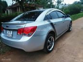 Bán gấp Chevrolet Cruze LS 1.6 MT sản xuất 2010, màu bạc, 345tr