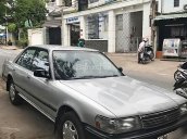 Cần bán gấp Toyota Cressida đời 1992, màu bạc, nhập khẩu nguyên chiếc, giá chỉ 240 triệu