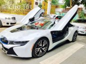 Chính chủ bán BMW i8 năm 2015, màu trắng, nhập khẩu