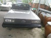 Cần bán Toyota Corona đời 1983, màu trắng, giá 35tr