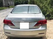 Cần bán xe Toyota Camry 2.4G năm 2010, màu bạc