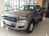 Bán xe Ford Ranger XLS MT- Ưu đãi nắp thùng Caryboy+ BHVC 2 chiều