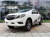 Bán Mazda BT 50 2.2 MT năm 2017, màu trắng