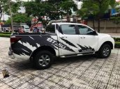 Bán Mazda BT 50 2.2 MT năm 2017, màu trắng