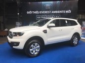 Cần bán xe Ford Everest MT đời 2017, màu trắng, 899tr