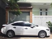 Bán xe Mazda 6 năm 2017, màu trắng, 860 triệu