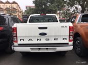 Giao ngay Ford Ranger XLS AT 4x2 màu trắng tay lái trợ lực điện 2018, hỗ trợ trả góp hơn 80%, LH: 0963483132