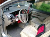 Bán Nissan Grand livina năm 2011, màu vàng, 350 triệu
