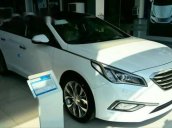 Bán xe Hyundai Sonata đời 2017, màu trắng, giá chỉ 975 triệu