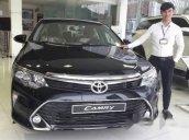 Bán xe Toyota Camry 2.5Q năm 2017, màu đen