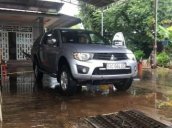 Bán Mitsubishi Triton đời 2010, màu bạc