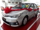 Toyota Altis 1.8 CVT màu bạc giao ngay tặng 3 năm bảo hiểm, tăng đủ đồ chơi