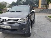 Bán Toyota Fortuner đời 2012, màu xám