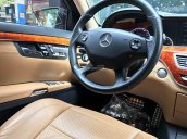 Cần bán Mercedes S63 AMG sản xuất 2008, màu đen, nhập khẩu