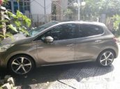 Bán lại xe Peugeot 208 đời 2013, màu xám