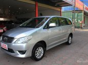 Cần bán xe Innova 2013 số sàn, chính chủ từ đầu, cực mới