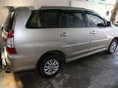 Bán ô tô Toyota Innova 2.0G đời 2014, màu bạc chính chủ