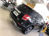 Cần bán xe Chevrolet Captiva đời 2017, màu đen