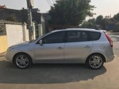 Bán xe Hyundai i30 CW AT đời 2009, màu bạc số tự động, 375tr