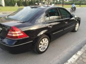 Gia đình bán Ford Mondeo đời 2005, màu đen