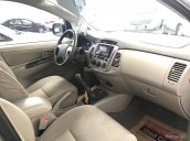 Bán Toyota Innova E, đời 2014, màu bạc, số tay, hỗ trợ giá tốt nhất