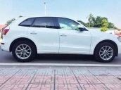 Cần bán xe Audi Q5 2.0T đời 2010, màu trắng, nhập khẩu