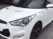 Cần bán Hyundai Veloster 1.6 AT đời 2011, màu trắng