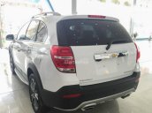 Bán xe Chevrolet Captiva LTZ đời 2017, màu trắng giá tốt, giá chỉ 829 triệu