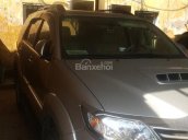 Cần bán Toyota Fortuner đời 2013, màu bạc, máy dầu, số sàn