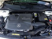 Bán xe Mercedes GLA 250 4Matic năm 2014, màu trắng, nhập Đức, bảo hành hãng 1 năm, lý lịch rõ ràng