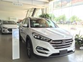 Bán Hyundai Tucson 2.0AT 2018 máy xăng, đủ màu, giá tốt 765tr, trả góp 80% xe, ĐT Mr. Vũ: 0941.46.22.77