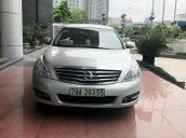 Xe Nissan Teana 2.0 đời 2011, màu bạc, nhập khẩu nguyên chiếc chính chủ