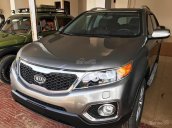 Cần bán gấp Kia Sorento GMT 2.4L 2WD đời 2012, màu xám, giá tốt