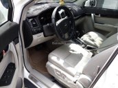 Bán Chevrolet Captiva LTZ màu trắng. Số tự động. Sản xuất 2015, mới 95%