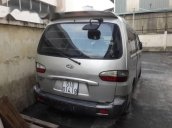 Chính chủ bán Hyundai Starex sản xuất 2005, màu bạc, nhập khẩu