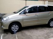 Cần bán Toyota Innova G đời 2010, màu vàng