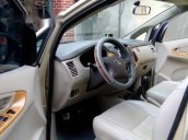 Cần bán Toyota Innova G đời 2010, màu vàng