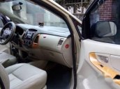 Cần bán Toyota Innova G đời 2010, màu vàng