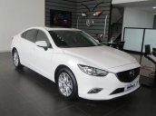 Bán xe Mazda 6 2.0 AT đời 2017, màu trắng, 870tr