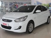 Cần bán lại xe Hyundai Accent 1.4MT năm 2011, màu trắng