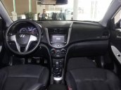 Cần bán lại xe Hyundai Accent 1.4MT năm 2011, màu trắng