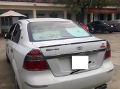 Cần bán lại xe Daewoo Gentra đời 2009, màu trắng, giá tốt