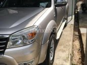 Bán xe Ford Everest SX 2009 form mới, màu vàng cát