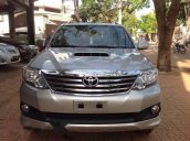 Bán xe Toyota Fortuner năm 2014, màu bạc như mới giá cạnh tranh