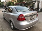 Cần bán gấp Daewoo Gentra đời 2010, màu bạc, 188tr