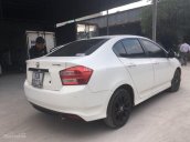 Bán Honda City 1.5AT màu trắng số tự động sản xuất 2013 mới 80%