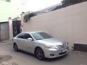 Cần bán gấp xe Toyota Camry 2.4LE 2008, lăn bánh 2010, nhập khẩu Mỹ