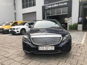 Bán xe Mercedes C250 2017 màu xanh, nội thất kem, chỉ trả 500 triệu nhận xe với gói vay cực ưu đãi