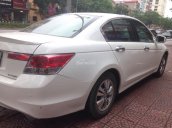 Cần bán Honda Accord 2.0 đời 2010, màu trắng, nhập khẩu chính chủ, 605tr